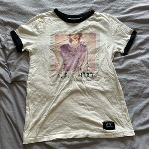 Taylor Swift 1989 White T-Shirt